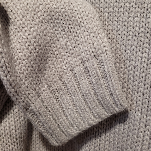 Simply Vera Vera Wang Gray Cable Knit Sweater Size XL - Picture 10 of 13